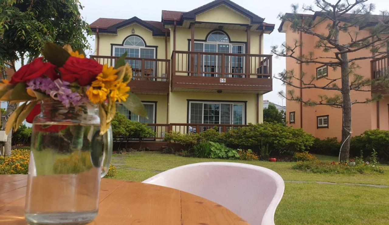 Jeju Time-Travel Pension Exterior foto